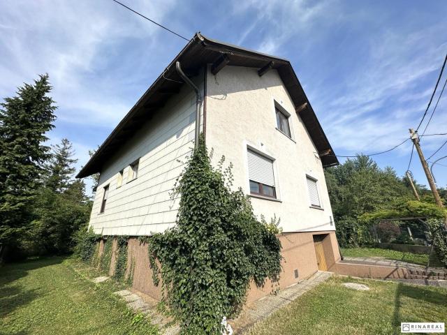 Grund mit ca. 2.305 m² | Sanierungsbedürftiges Haus | separate Doppelgarage | Wienerherberg