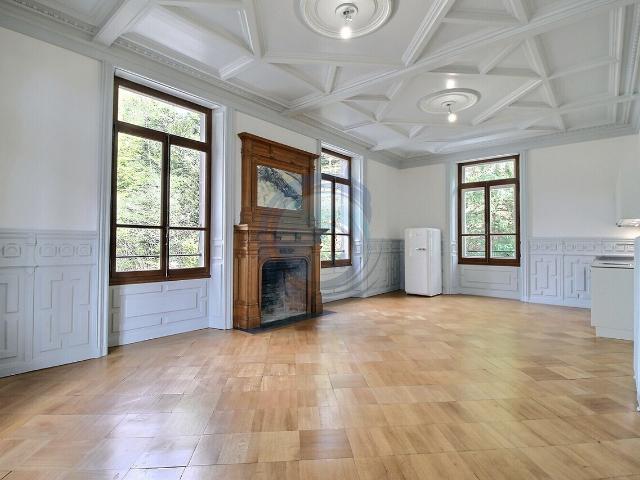 GRUNDSTÜCK Nr. 4: PRÄCHTIGE 2,5 ZIMMER WOHNUNG