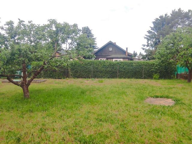 Grundstück in der Nähe der U Bahn