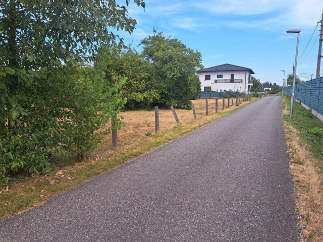 2x schöne & großzügige Baugrundstücke in Linz Pichling – Ideal für Einfamilienhaus, Doppelhaus oder 3x Reihenhäuser