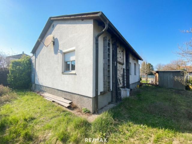 Grundstück in ruhiger Wohngegend mit Abrisshaus
