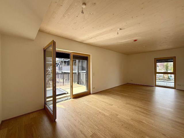 GRÜNE STADTVILLEN 3 Zimmer mit Balkon und Sichtholz | Holzbauweise Ruhig Grün | Provisionsfrei!
