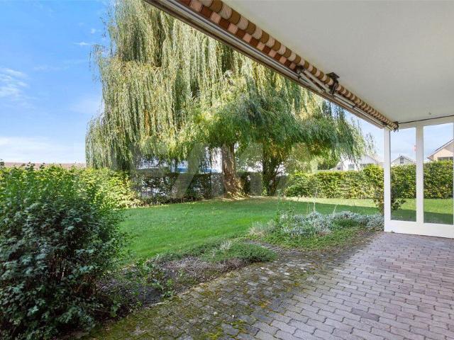 Grünes Familienparadies am blauen See Bankengeprüft | dreamo. Ch