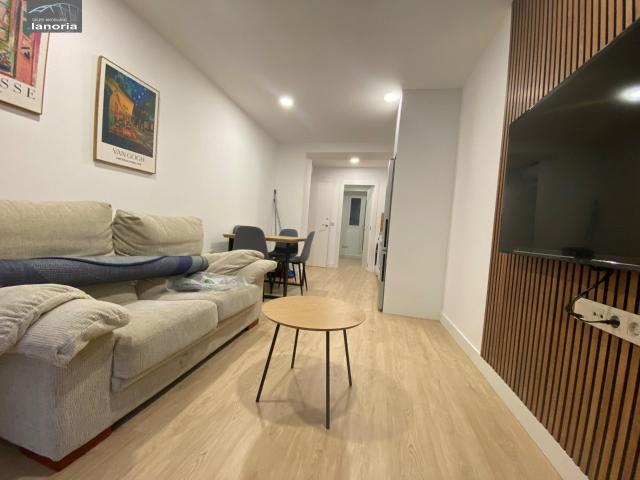 Grupo la Noria Alquila Apartamento de 1 dormitorio con Patio en Paseo de la Feria