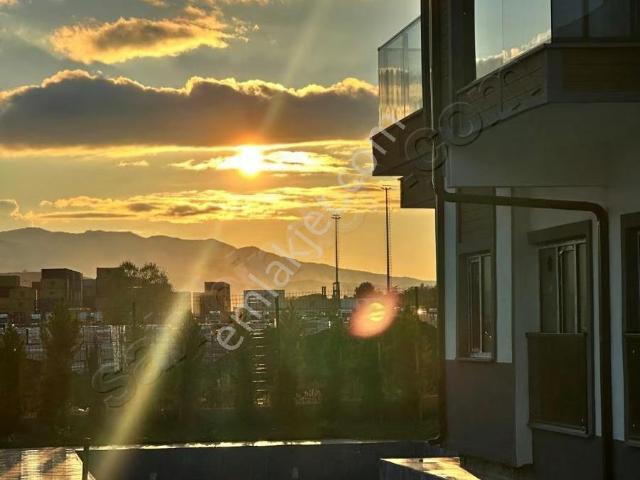 Gw Kumbag'ında 2+1 Havuzlu Daire Kiralık