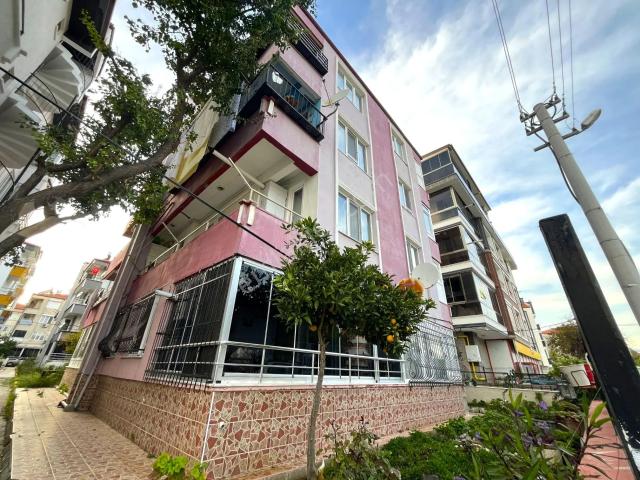 Güç'ten Akçay'da Ege Kafe Mevkii Denize Yakın Full Eşyalı Arakat 2+1 Satılık Daire