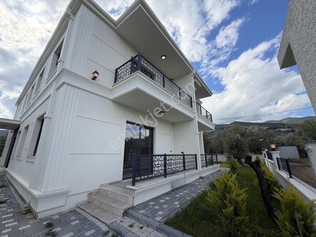 ▀güç'ten Gürede Kazdağları Manzaralı Lüx Tasarım Sıfır 2+1 Daire