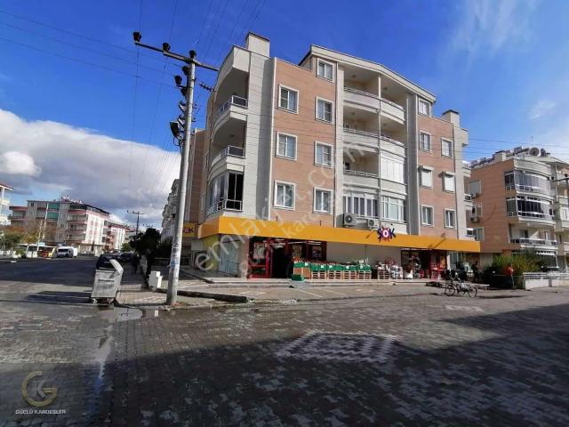 Güçlü Kardeşlerden Akçay Altıkum Da Kiracılı Dükkan
