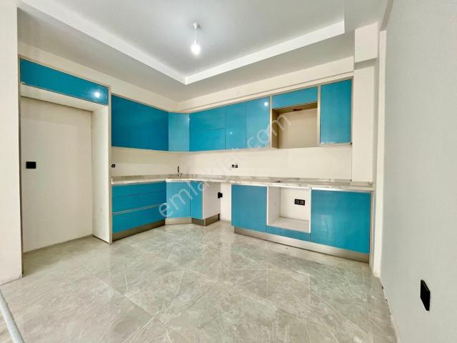 Gümüş'den İkizçay'da Havuzlu Yüksek Kredili Arakat Şık 1+1 Daire