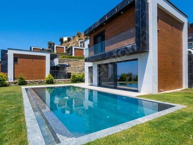 Gümüşlük Karakaya Vesa Projesinde Satılık 4+1 Sıfır Villa