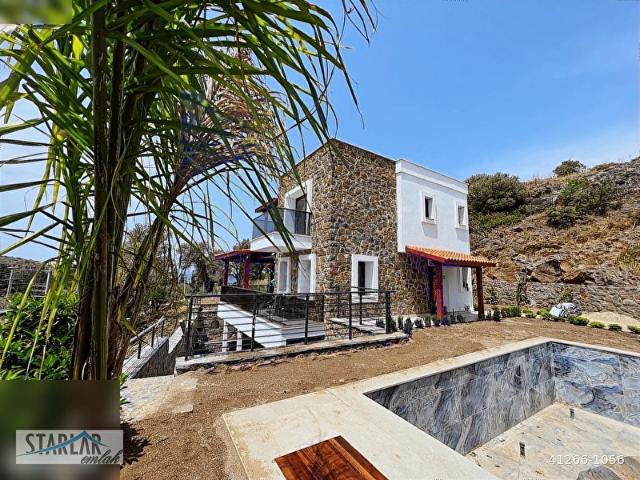 Gümüşlük Sahil'e Yürüme Mesafesinde Müstakil Lüks Villa