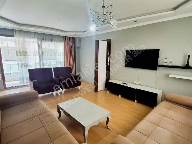 Gümüşpala'da Eşyalı Kiralık 3+1 Daire 100m²