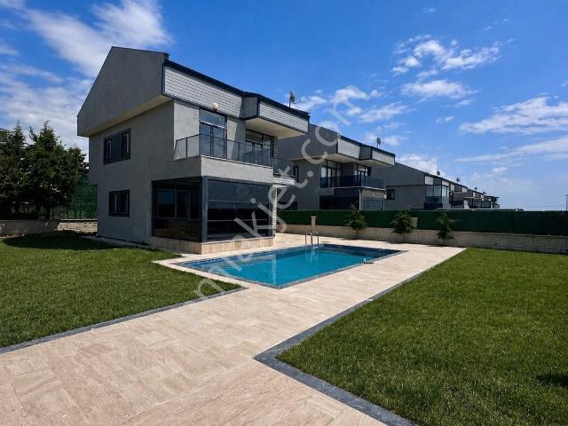 Gümüşyakada Müstakil Villa Lüx