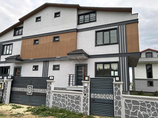 gümüşyakada satılık deniz manzaralı süper lüks ikiz villa