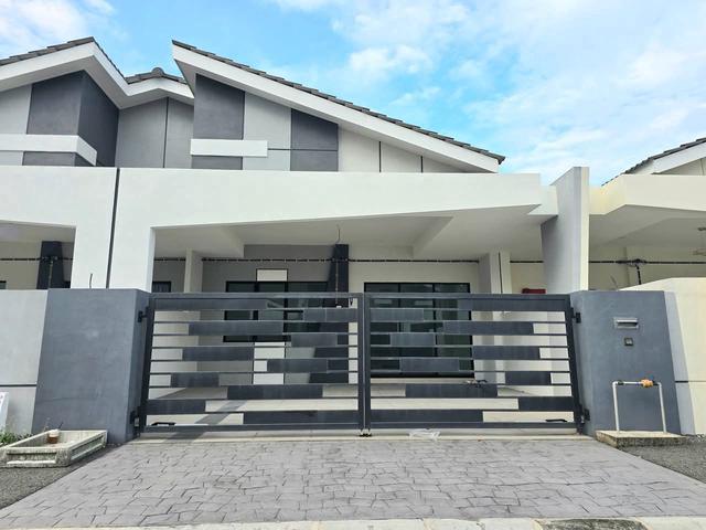 Gunung Lang Super Big Brand New Single Storey House For Sale
