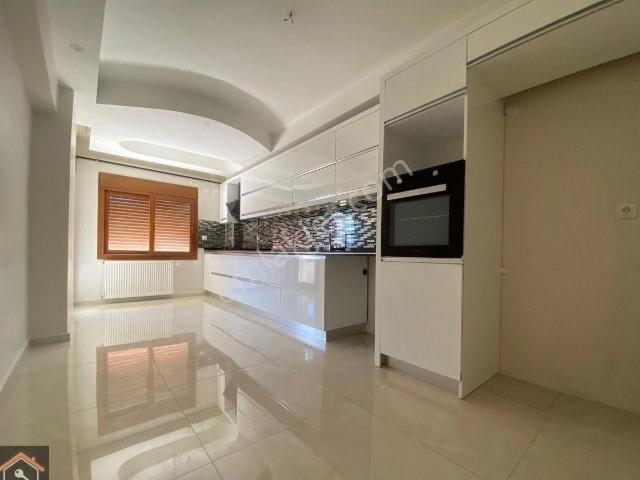 Günay Emlak'tan Torbalı İzmir Aydın Caddesi Üzeri Doğalgazlı Kiralık Daire