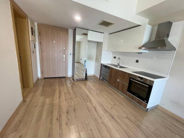 Güncel Anka Evim Kadıköy Yüksek Kat Ankastreli Kiralık 1+1 Daire
