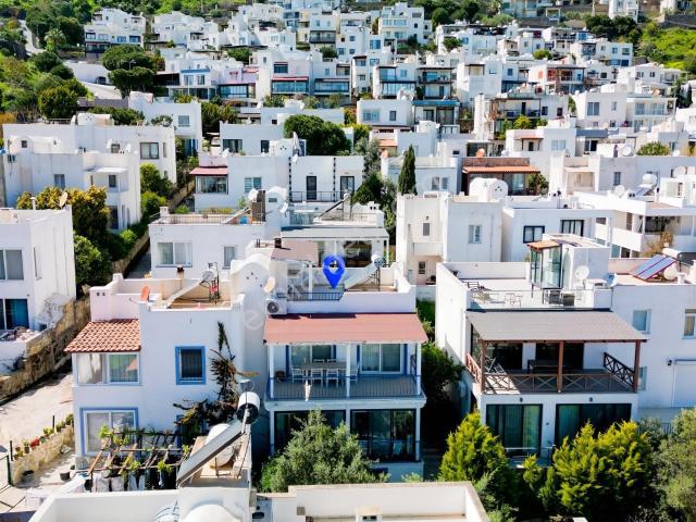Gündoğan Yalıkent Sitesi 3+1 Kiralık İkiz Villa