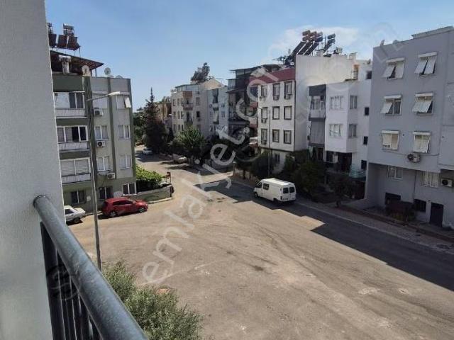Gündoğdu Mah. Tranvaya 100 Mt Sıfır 1+1