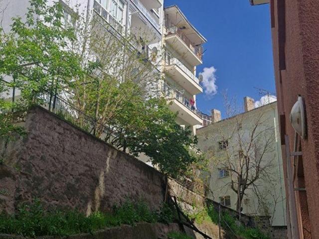 GÜNDÜZ'den TERAS kolej AZAK SOKAKTA 2+1 3.KAT KOMBİLİ MANZARALI BOL GÜNEŞLİ TERAS DAİRE