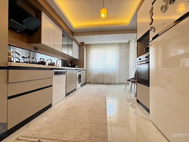 GÜNEŞ EMLAK*ULTRA LÜKS KATTA MODERN MİMARİ 3+1 SATILIK DAİRE