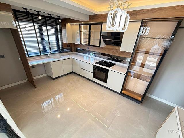 GÜNEŞ EMLAK*ULTRA LÜKS KATTA MODERN MİMARİ 3+1 SATILIK DAİRE