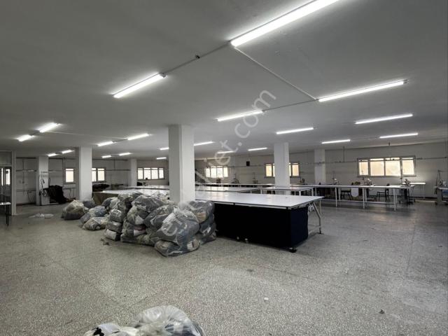 Güneşli Meydan Yakını 400m2 Atölye'ye Uygun İşyeri