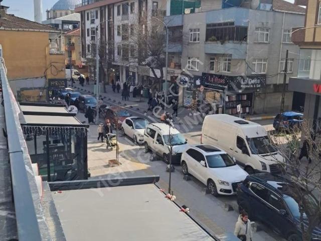 Güneşli Üsküp Cad Tabela Değeri Yüksek 150 M2 Kiralık Ofis