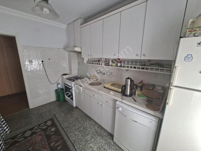 Güneş'ten Şirinyer İzban 7dk 3+1 135m 3. Ve 4. Kat Balkon 3 Cephe