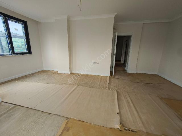 Güneyden Metroya 4 Dakika Yürüme 2+1.85 M2 Sıfır Daire