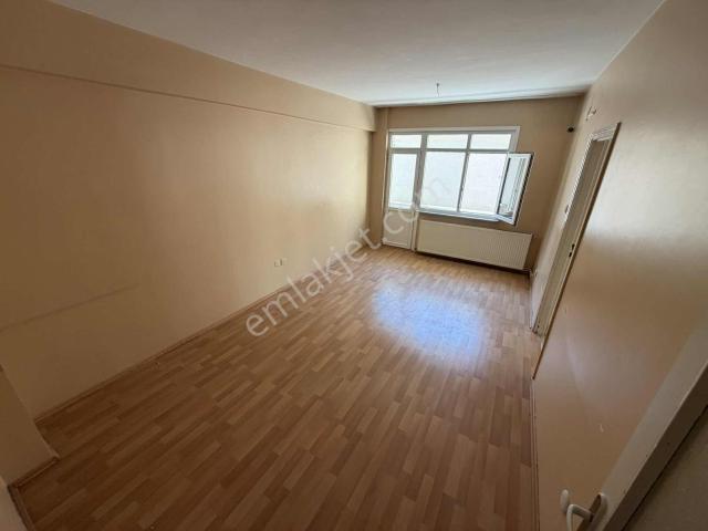 Akıncılar Mah2+1 75m2 3.kat Krediye Uygun Acil Satılık Daire
