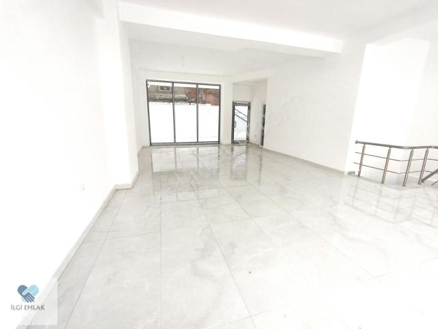 Güngören Belediye Yanı İnönü Caddesinde Sıfır Kiralık Dükkan