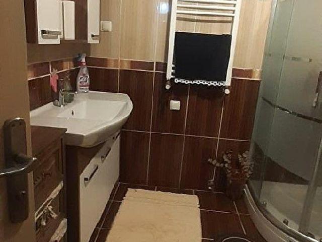 GÜNGÖREN GÜVEN MAHALLESİNDE GENÇ BİNADA YÜKSEK GİRİŞ 2+1 SATILIK DAİRE