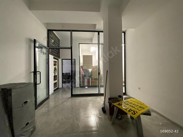GÜNGÖREN MENDERES CADDESİNDE 17 M2 İŞYERİ