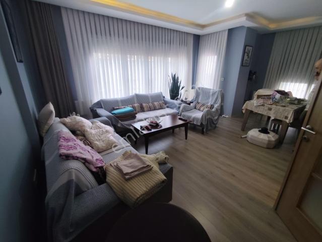 Güngören Merkez Mah. Lüks Kiralık 3+1 Ara Kat Daire