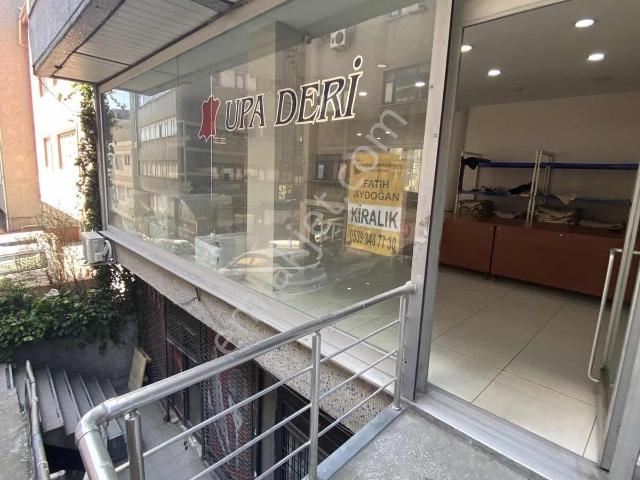 Güngören Sanayide 100 M2 Temiz Mağaza İş Yeri