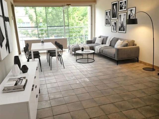 Gunstig gelegen appartement met terras en garagebox