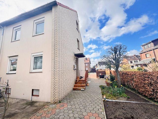 Günstig Wohnen und doch im Eigenheim zuhause Attraktives Reihenendhaus auf Pachtgrundstück