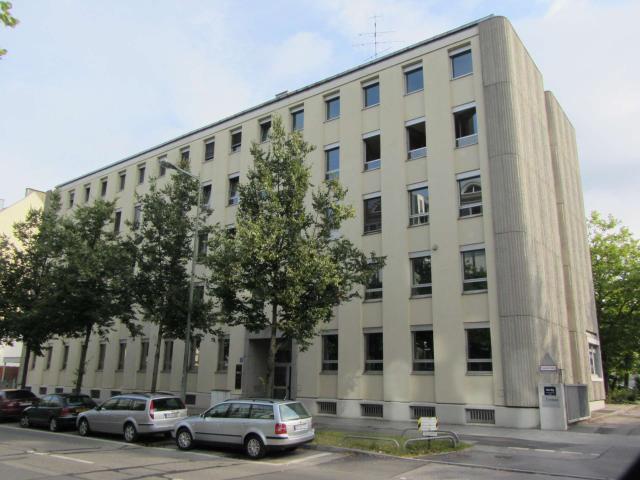 Günstig, zentral, modern, hell provisionsfrei