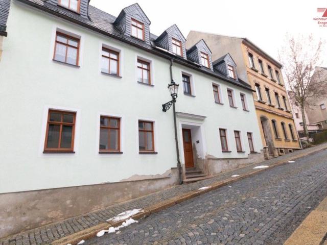 Günstige 2 Raum Wohnung zentral in Annaberg!