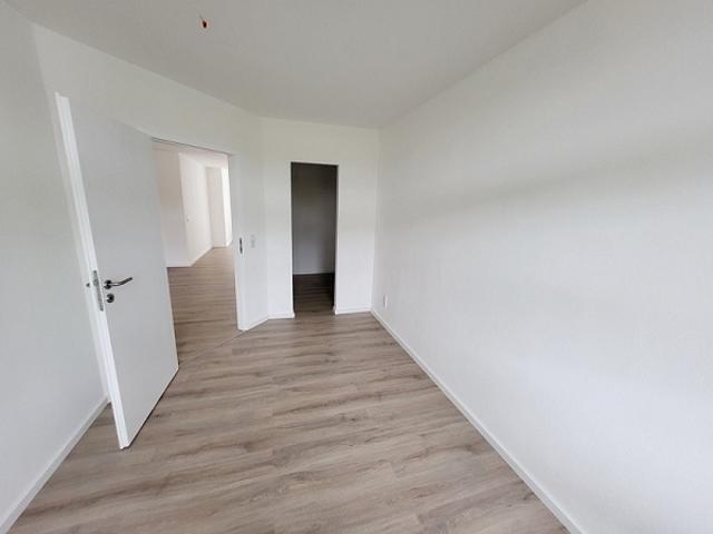 Helle 3 Raum Wohnung in zentraler Lage mit Lift