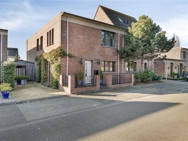 Guadeloupestraat, 10, 1339MD, Almere, Flevoland 1339MD