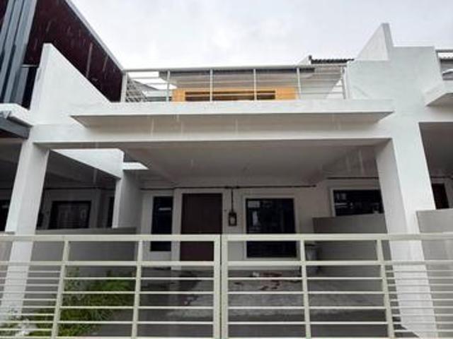 Guarded New House Molek Residence Double Storey House Near Bukit Katil
