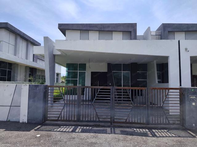 Guarded New Single Storey SemiD Facing field Ipoh Perak klebang