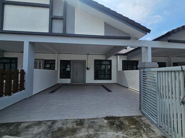 Guarded Gated New Single Storey Terrace Bandar Botani Parkland Jasin