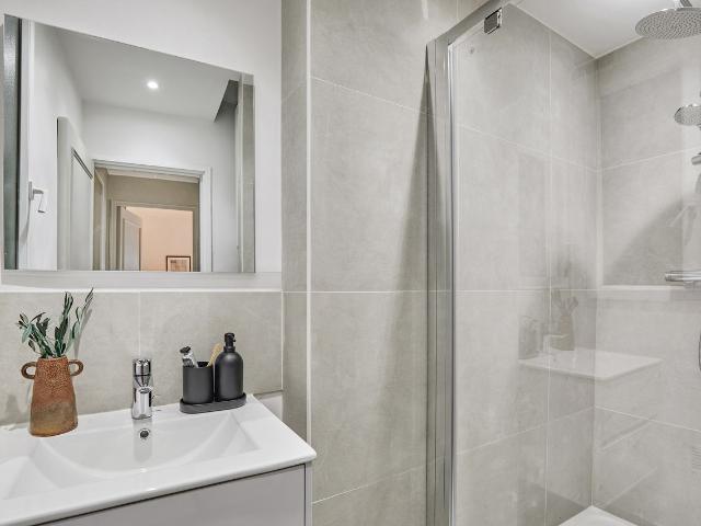 Gueta 3 rooms at Jardin des Plantes, Paris Amsterdam Apartments for Rent
