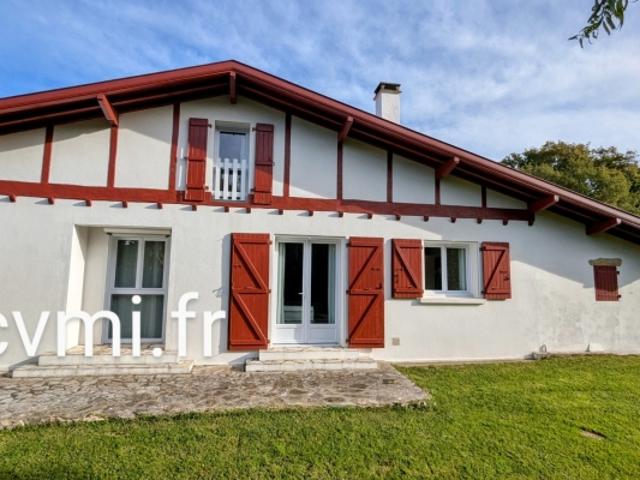 Guéthary maison avec appartement indépendant. Tout à pied
