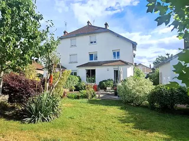 Gueugnon 71130 Achat / Vente maison 8 pièces t8