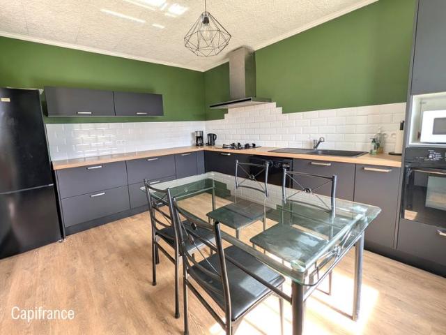 Guegon 130 m² Habitables, 4 Chambres, Sous Sol Complet, Te. 130m² Guégon