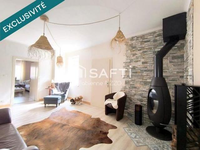 GUENVILLER – Maison familiale de caractère, 6 pièces, de 195 m² sur 1 059 m² de terrain